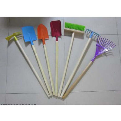 Strumenti da giardino in legno a manico metallico Set 7pcs Set per i bisogni di giardinaggio all'aperto dei bambini