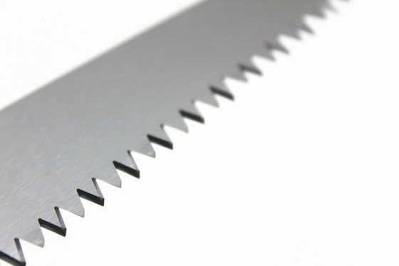 180 mm Lunghezza della lama Denti a tripla bivella Seghe di potatura pieghevoli per potature pesanti