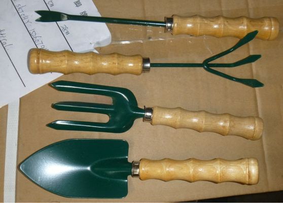Mini utensili da giardino a mano a manica di legno per compiti agricoli multifunzionali